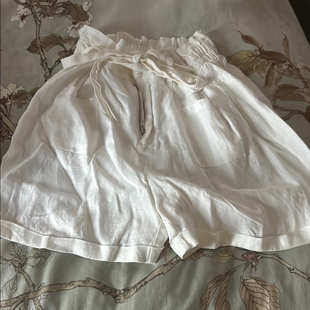 White Women's Shorts
